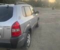 Сірий Хендай Туксон, об'ємом двигуна 2 л та пробігом 263 тис. км за 3700 $, фото 4 на Automoto.ua