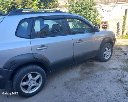 Хендай Туксон 2006 в Первомайск на Automoto.ua Серый Хендай Туксон, объемом двигателя 2 л и пробегом 234 тыс. км за 8500 $, фото 3 на Automoto.ua