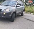 Серый Хендай Туксон, объемом двигателя 1.98 л и пробегом 260 тыс. км за 6800 $, фото 15 на Automoto.ua