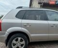 Сірий Хендай Туксон, об'ємом двигуна 2 л та пробігом 224 тис. км за 6400 $, фото 4 на Automoto.ua