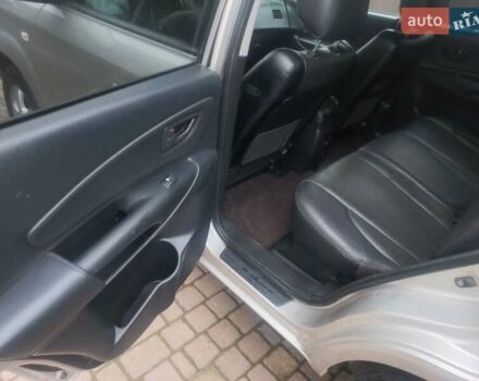 Серый Хендай Туксон, объемом двигателя 2 л и пробегом 226 тыс. км за 6200 $, фото 14 на Automoto.ua