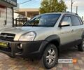 Сірий Хендай Туксон, об'ємом двигуна 2 л та пробігом 326 тис. км за 7750 $, фото 2 на Automoto.ua