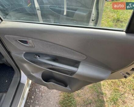 Хендай Туксон 2006 в Андрушевке на Automoto.ua Серый Хендай Туксон, объемом двигателя 1.98 л и пробегом 210 тыс. км за 7100 $, фото 5 на Automoto.ua