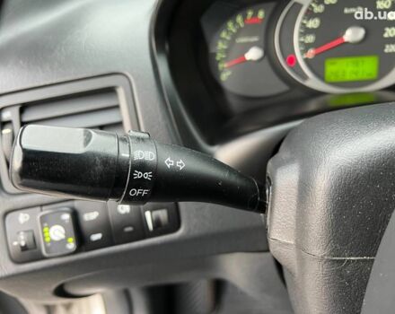 Сірий Хендай Туксон, об'ємом двигуна 2 л та пробігом 263 тис. км за 7440 $, фото 23 на Automoto.ua