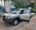 Сірий Хендай Туксон, об'ємом двигуна 2 л та пробігом 197 тис. км за 7800 $, фото 96 на Automoto.ua
