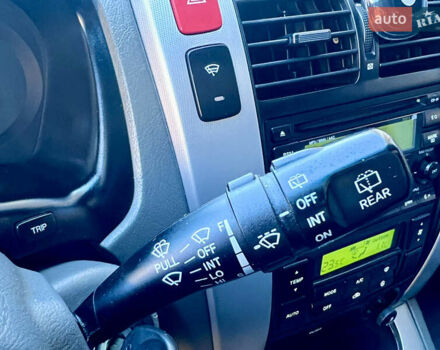 Сірий Хендай Туксон, об'ємом двигуна 2 л та пробігом 215 тис. км за 7350 $, фото 28 на Automoto.ua