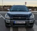 Серый Хендай Туксон, объемом двигателя 2 л и пробегом 250 тыс. км за 7299 $, фото 2 на Automoto.ua