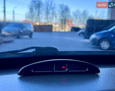 Сірий Хендай Туксон, об'ємом двигуна 2 л та пробігом 215 тис. км за 7350 $, фото 30 на Automoto.ua