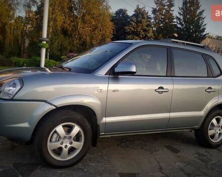 Сірий Хендай Туксон, об'ємом двигуна 2 л та пробігом 207 тис. км за 8700 $, фото 36 на Automoto.ua