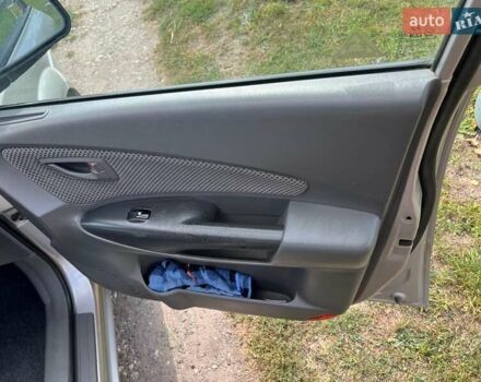 Хендай Туксон 2006 в Андрушевке на Automoto.ua Серый Хендай Туксон, объемом двигателя 1.98 л и пробегом 210 тыс. км за 7100 $, фото 4 на Automoto.ua