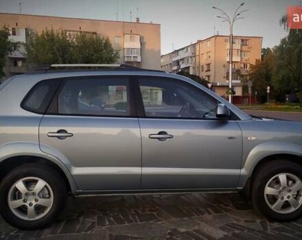 Сірий Хендай Туксон, об'ємом двигуна 2 л та пробігом 207 тис. км за 8700 $, фото 16 на Automoto.ua