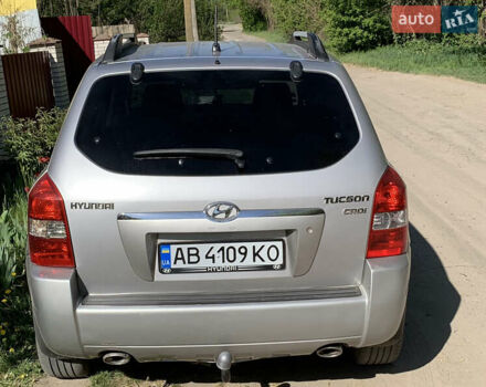 Хендай Туксон 2006 в Гайсине на Automoto.ua Серый Хендай Туксон, объемом двигателя 2 л и пробегом 195 тыс. км за 9200 $, фото 2 на Automoto.ua