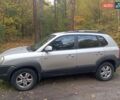 Серый Хендай Туксон, объемом двигателя 1.98 л и пробегом 312 тыс. км за 6000 $, фото 8 на Automoto.ua