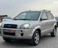 Сірий Хендай Туксон, об'ємом двигуна 2 л та пробігом 263 тис. км за 7440 $, фото 1 на Automoto.ua