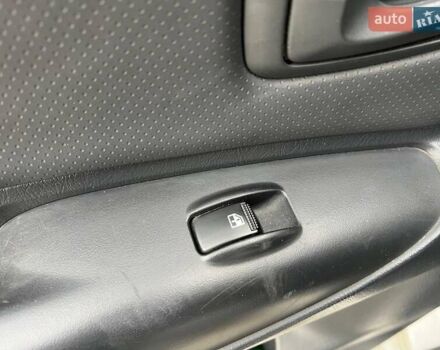 Серый Хендай Туксон, объемом двигателя 2 л и пробегом 263 тыс. км за 7440 $, фото 31 на Automoto.ua