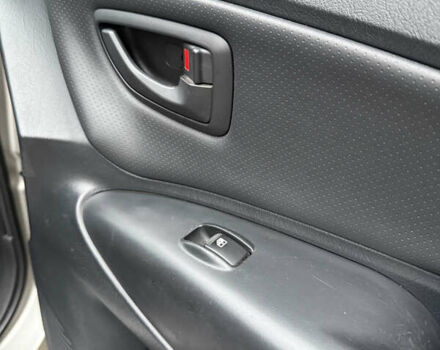 Серый Хендай Туксон, объемом двигателя 1.98 л и пробегом 193 тыс. км за 6500 $, фото 13 на Automoto.ua