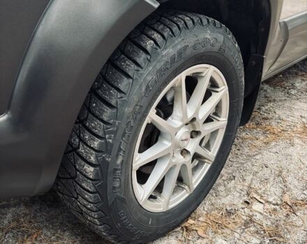 Хендай Туксон 2006 в Харькове на Automoto.ua Серый Хендай Туксон, объемом двигателя 2 л и пробегом 186 тыс. км за 8000 $, фото 17 на Automoto.ua