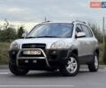 Серый Хендай Туксон, объемом двигателя 2 л и пробегом 296 тыс. км за 7800 $, фото 19 на Automoto.ua