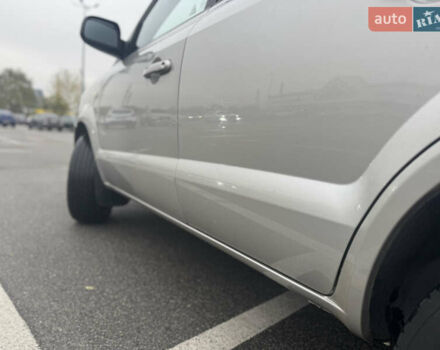 Серый Хендай Туксон, объемом двигателя 1.98 л и пробегом 175 тыс. км за 7800 $, фото 9 на Automoto.ua