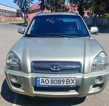 Сірий Хендай Туксон, об'ємом двигуна 2 л та пробігом 297 тис. км за 7300 $, фото 7 на Automoto.ua