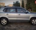 Сірий Хендай Туксон, об'ємом двигуна 2 л та пробігом 207 тис. км за 8700 $, фото 9 на Automoto.ua