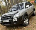 Хендай Туксон 2006 в Киеве на Automoto.ua Серый Хендай Туксон, объемом двигателя 1.98 л и пробегом 198 тыс. км за 7100 $, фото 5 на Automoto.ua
