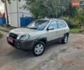 Сірий Хендай Туксон, об'ємом двигуна 2 л та пробігом 197 тис. км за 7800 $, фото 8 на Automoto.ua