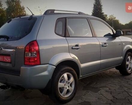 Сірий Хендай Туксон, об'ємом двигуна 2 л та пробігом 207 тис. км за 8700 $, фото 59 на Automoto.ua