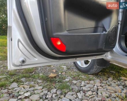 Сірий Хендай Туксон, об'ємом двигуна 1.98 л та пробігом 160 тис. км за 6900 $, фото 10 на Automoto.ua