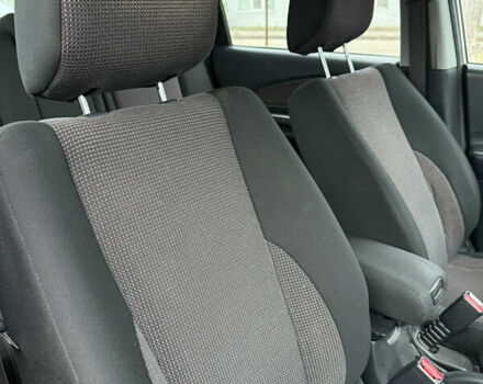 Сірий Хендай Туксон, об'ємом двигуна 2 л та пробігом 193 тис. км за 5999 $, фото 13 на Automoto.ua