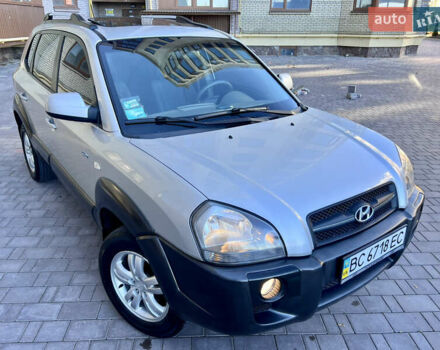 Сірий Хендай Туксон, об'ємом двигуна 2 л та пробігом 215 тис. км за 7350 $, фото 17 на Automoto.ua