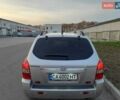 Серый Хендай Туксон, объемом двигателя 1.98 л и пробегом 164 тыс. км за 7300 $, фото 3 на Automoto.ua