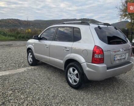 Хендай Туксон 2006 в Тячеве на Automoto.ua Серый Хендай Туксон, объемом двигателя 1.98 л и пробегом 192 тыс. км за 6950 $, фото 5 на Automoto.ua