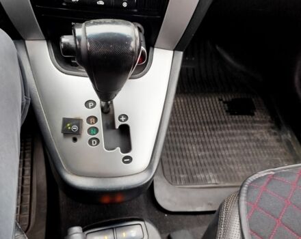 Хендай Туксон 2006 в Носовке на Automoto.ua Серый Хендай Туксон, объемом двигателя 2.7 л и пробегом 211 тыс. км за 7500 $, фото 5 на Automoto.ua