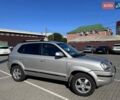 Сірий Хендай Туксон, об'ємом двигуна 1.98 л та пробігом 227 тис. км за 7500 $, фото 4 на Automoto.ua
