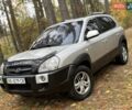 Хендай Туксон 2006 в Киеве на Automoto.ua Серый Хендай Туксон, объемом двигателя 1.98 л и пробегом 198 тыс. км за 7100 $, фото 3 на Automoto.ua
