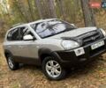 Хендай Туксон 2006 в Киеве на Automoto.ua Серый Хендай Туксон, объемом двигателя 1.98 л и пробегом 198 тыс. км за 7100 $, фото 7 на Automoto.ua