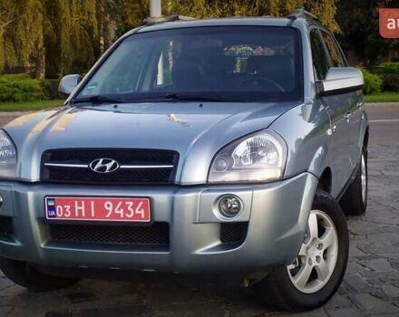 Сірий Хендай Туксон, об'ємом двигуна 2 л та пробігом 207 тис. км за 8700 $, фото 26 на Automoto.ua