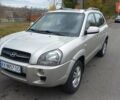 Сірий Хендай Туксон, об'ємом двигуна 2 л та пробігом 203 тис. км за 7700 $, фото 9 на Automoto.ua