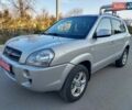 Серый Хендай Туксон, объемом двигателя 2 л и пробегом 200 тыс. км за 7700 $, фото 1 на Automoto.ua