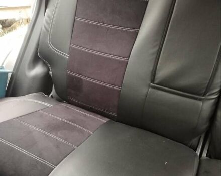 Сірий Хендай Туксон, об'ємом двигуна 1.98 л та пробігом 169 тис. км за 10500 $, фото 4 на Automoto.ua