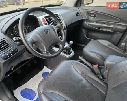 Хендай Туксон 2007 в Луцке на Automoto.ua Серый Хендай Туксон, объемом двигателя 1.98 л и пробегом 120 тыс. км за 7799 $, фото 20 на Automoto.ua
