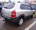 Сірий Хендай Туксон, об'ємом двигуна 1.98 л та пробігом 157 тис. км за 7800 $, фото 10 на Automoto.ua