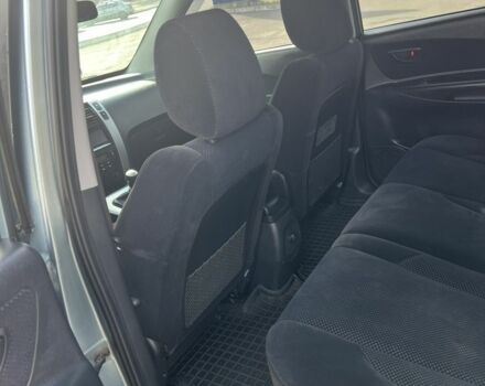 Сірий Хендай Туксон, об'ємом двигуна 2 л та пробігом 170 тис. км за 8700 $, фото 12 на Automoto.ua