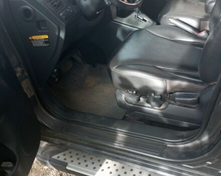 Хендай Туксон 2007 в Мукачеве на Automoto.ua Серый Хендай Туксон, объемом двигателя 2 л и пробегом 280 тыс. км за 8499 $, фото 4 на Automoto.ua