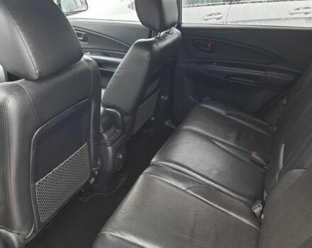 Сірий Хендай Туксон, об'ємом двигуна 2 л та пробігом 177 тис. км за 7400 $, фото 4 на Automoto.ua