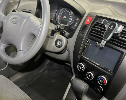 Хендай Туксон 2007 в Полтаве на Automoto.ua Серый Хендай Туксон, объемом двигателя 1.98 л и пробегом 190 тыс. км за 8300 $, фото 13 на Automoto.ua