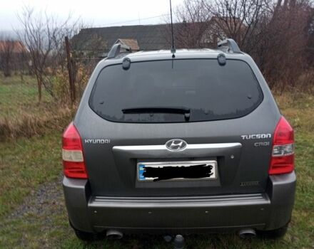 Сірий Хендай Туксон, об'ємом двигуна 2 л та пробігом 267 тис. км за 8300 $, фото 1 на Automoto.ua