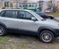 Серый Хендай Туксон, объемом двигателя 1.9 л и пробегом 135 тыс. км за 7800 $, фото 5 на Automoto.ua