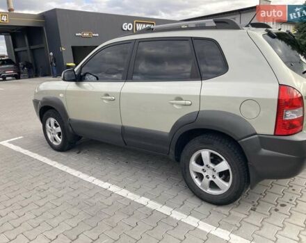 Хендай Туксон 2007 в Виннице на Automoto.ua Серый Хендай Туксон, объемом двигателя 2 л и пробегом 143 тыс. км за 7500 $, фото 1 на Automoto.ua